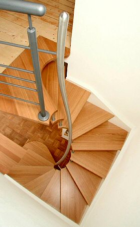 Schreinerei Boddenberg, Treppen ab 1m², Bild 1